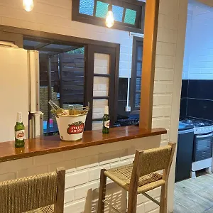 https://casas-a-200-metros-do-mar.santa-catarina-brasil.com