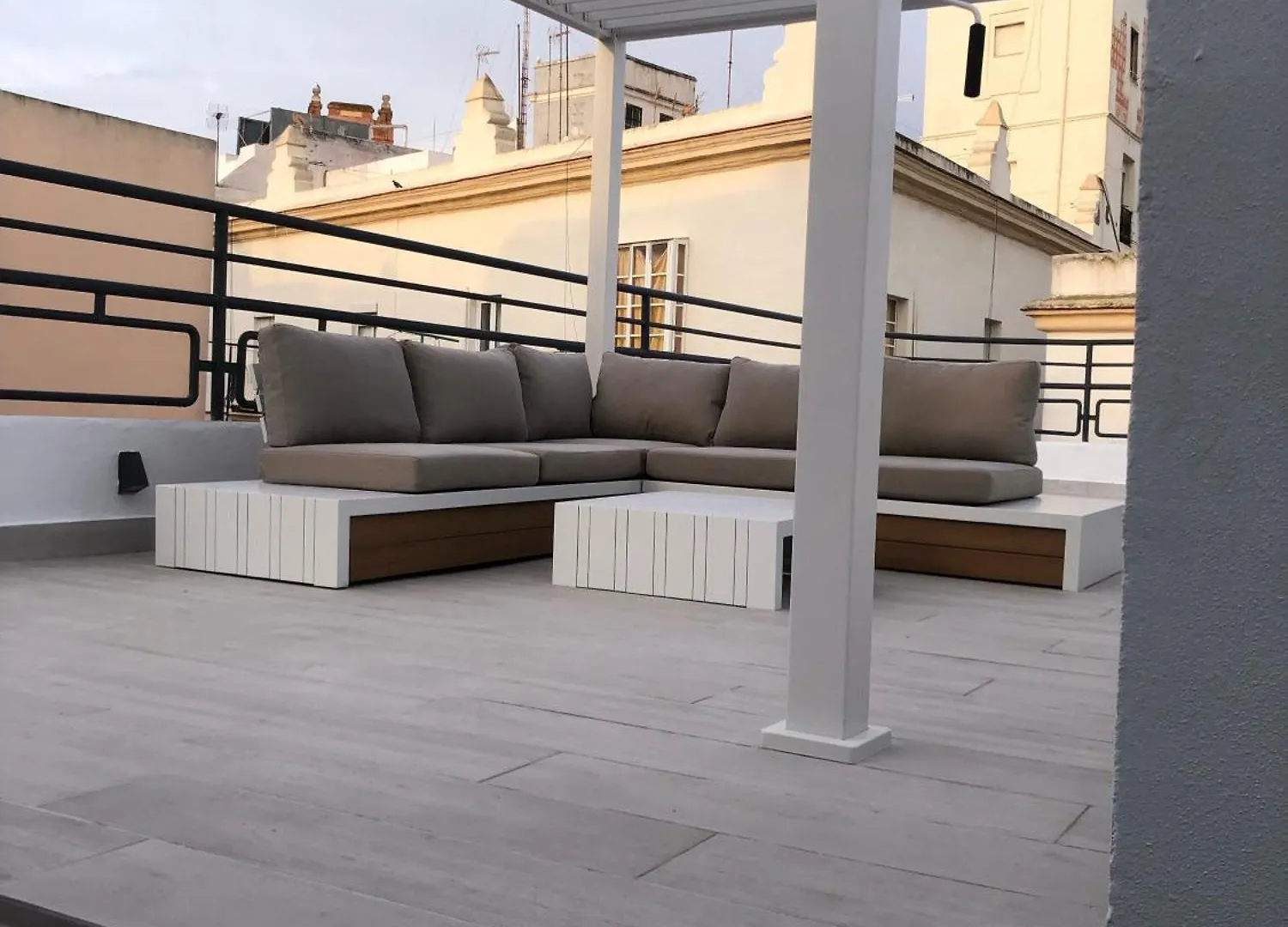 Apartamentos Gadir Centro カディス 0*,  スペイン